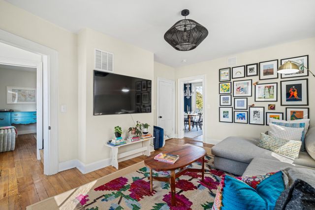 317 N MADISON ST, Staunton, VA 24401