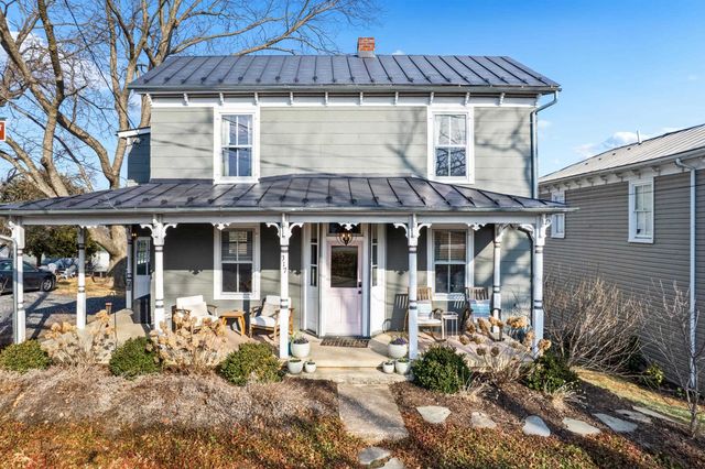 317 N MADISON ST, Staunton, VA 24401