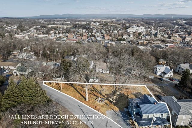 317 N MADISON ST, Staunton, VA 24401