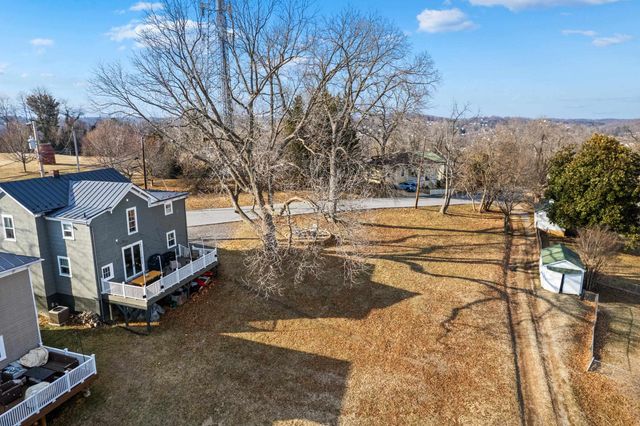 317 N MADISON ST, Staunton, VA 24401