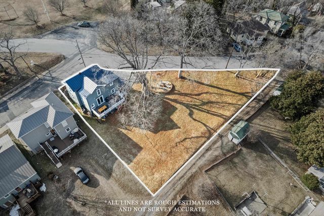 317 N MADISON ST, Staunton, VA 24401