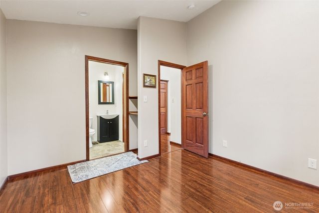 521 N Fairway Drive W, Hoodsport, WA 98548