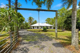 17857 82nd Road N, Loxahatchee, FL 33470