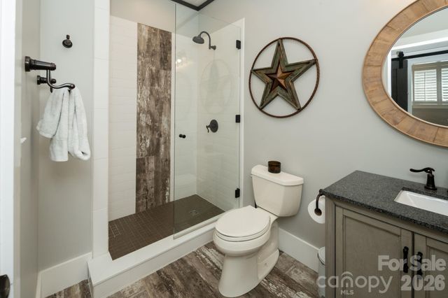 20 Waterford Lakes Drive, Fletcher, NC 28732