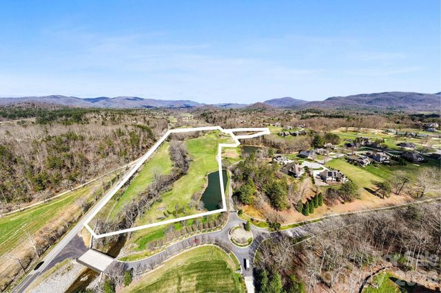 20 Waterford Lakes Drive, Fletcher, NC 28732