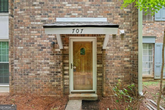 707 Garden Walk Drive 707, Stone Mountain, GA 30083