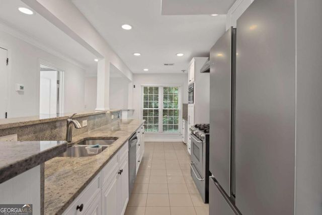 707 Garden Walk Drive 707, Stone Mountain, GA 30083