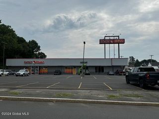 1501 State Street, Schenectady, NY 12304
