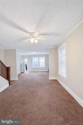 217 E CHESTNUT ST, Norristown, PA 19401