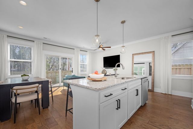 816 E Vine St, Murfreesboro, TN 37130