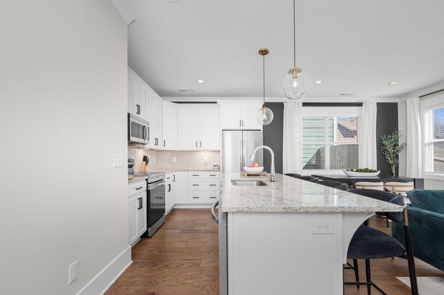 816 E Vine St, Murfreesboro, TN 37130