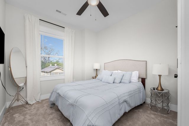 816 E Vine St, Murfreesboro, TN 37130