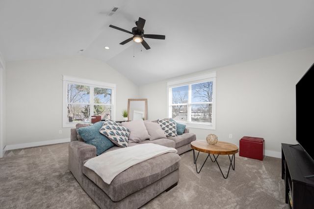 816 E Vine St, Murfreesboro, TN 37130