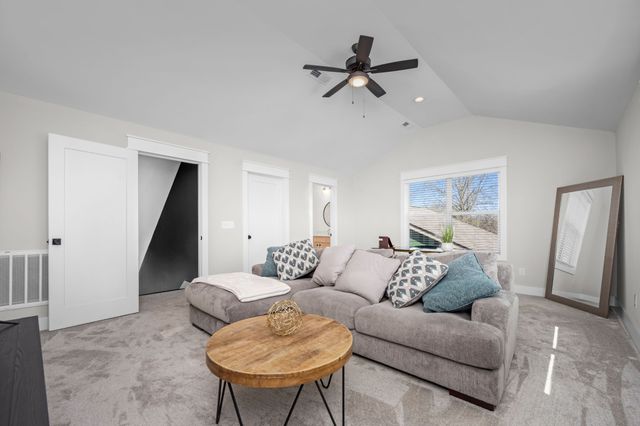 816 E Vine St, Murfreesboro, TN 37130