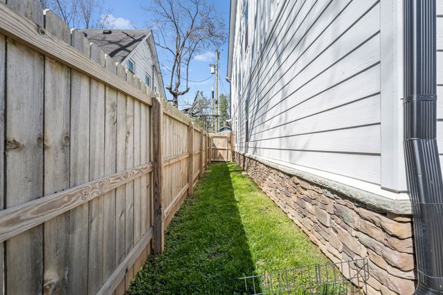 816 E Vine St, Murfreesboro, TN 37130