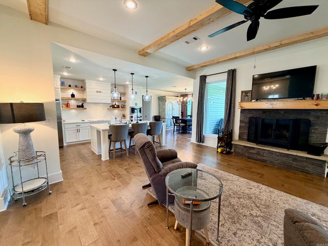 13024 Avilla Hills Cove, Alexander, AR 72002