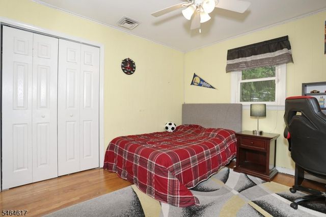 331 Forest Glen Ave, Franklin Lakes Boro, NJ 07417