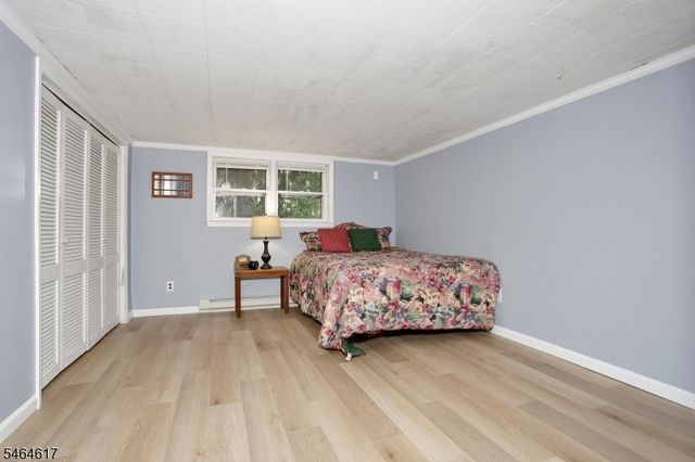 331 Forest Glen Ave, Franklin Lakes Boro, NJ 07417