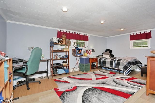 331 Forest Glen Ave, Franklin Lakes Boro, NJ 07417