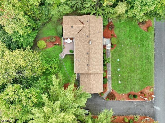 331 Forest Glen Ave, Franklin Lakes Boro, NJ 07417