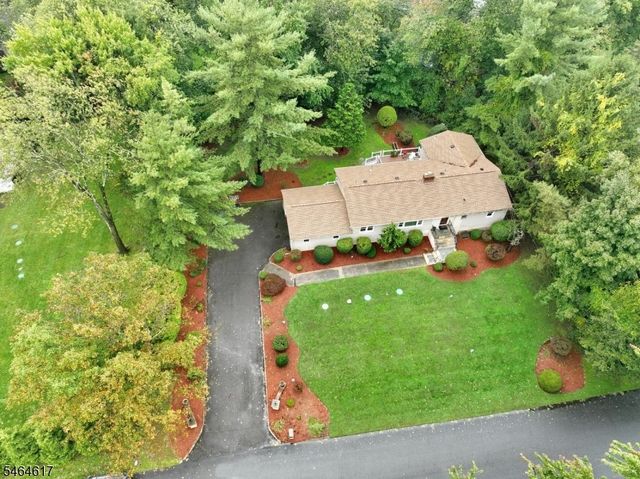 331 Forest Glen Ave, Franklin Lakes Boro, NJ 07417