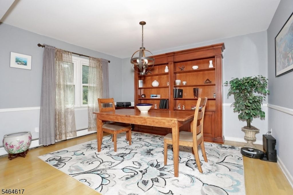 331 Forest Glen Ave, Franklin Lakes Boro, NJ 07417 — photo 5