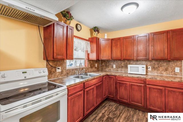 6020 N 242nd Street, Valley, NE 68064