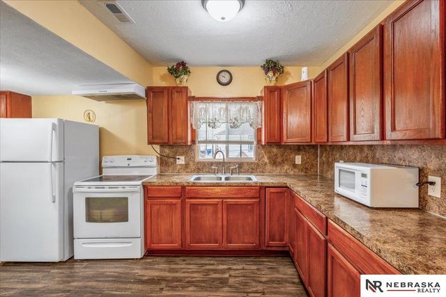 6020 N 242nd Street, Valley, NE 68064