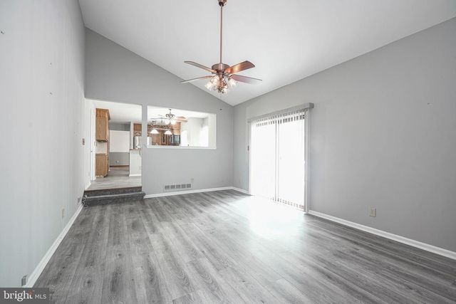 309 DUNDEE DR, Williamstown, NJ 08094