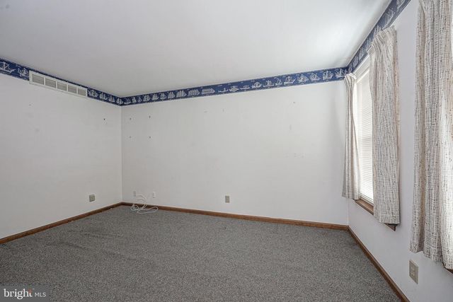 309 DUNDEE DR, Williamstown, NJ 08094