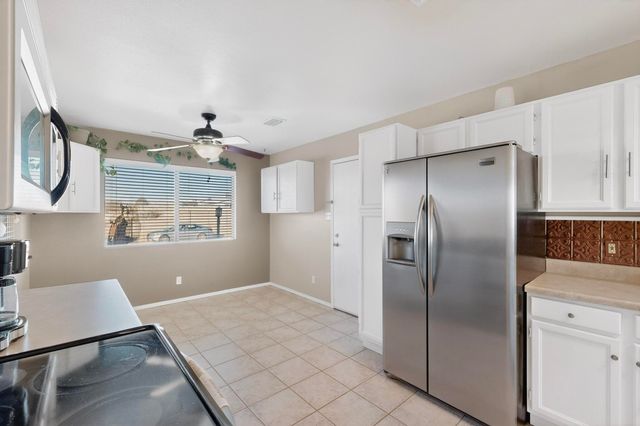 1013 Sunflower Drive SW, Rio Rancho, NM 87124