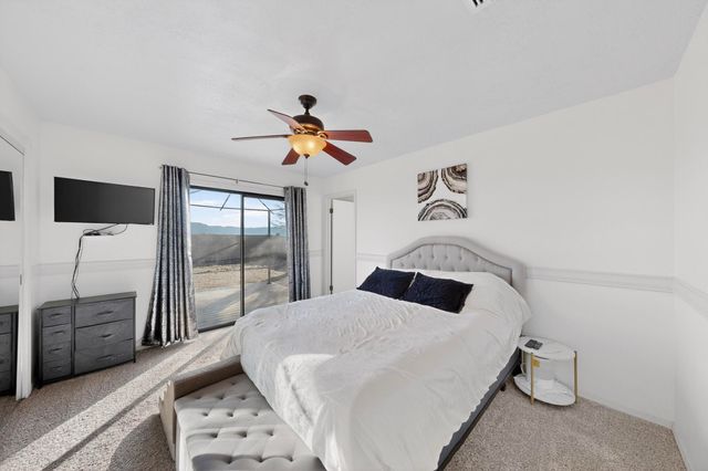 1013 Sunflower Drive SW, Rio Rancho, NM 87124