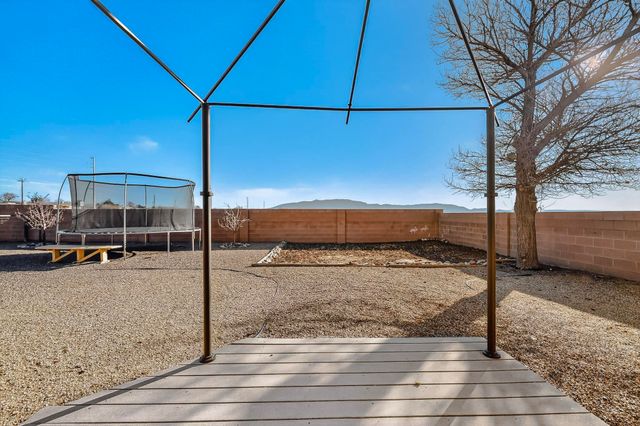 1013 Sunflower Drive SW, Rio Rancho, NM 87124