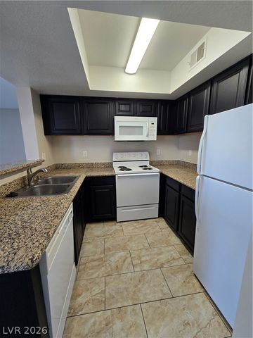 6800 East LAKE MEAD BL Boulevard 2074, Las Vegas, NV 89156