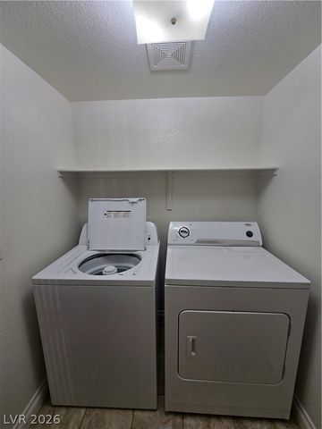 6800 East LAKE MEAD BL Boulevard 2074, Las Vegas, NV 89156