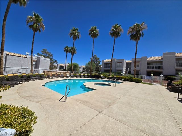 6800 East LAKE MEAD BL Boulevard 2074, Las Vegas, NV 89156