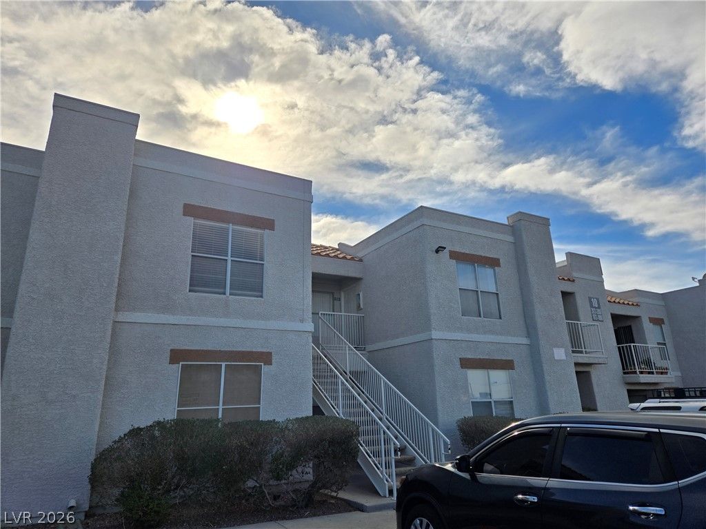 6800 East LAKE MEAD BL Boulevard 2074, Las Vegas, NV 89156