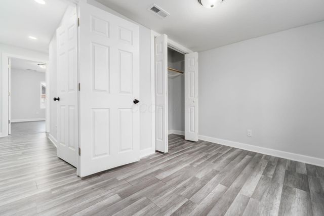 905 Carpenter Street, Columbus, OH 43206