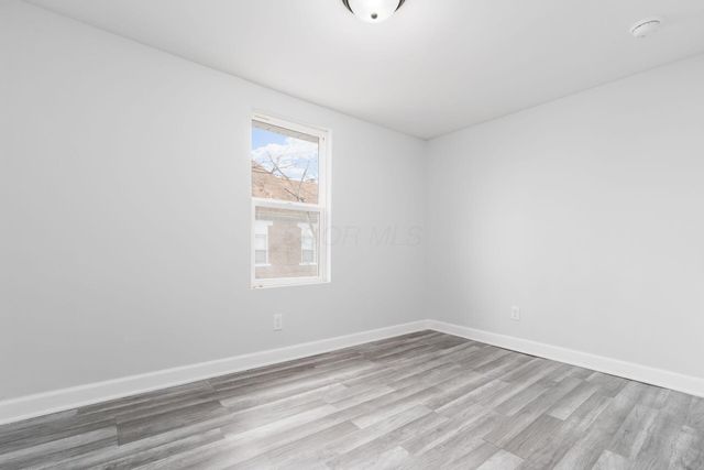 905 Carpenter Street, Columbus, OH 43206