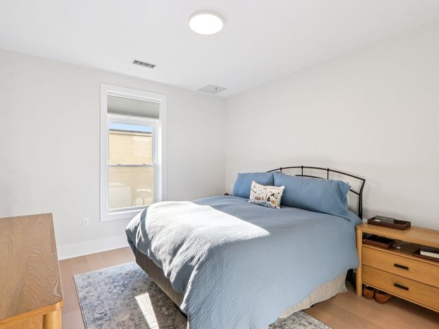 62 Foundry 204, Wakefield, MA 01880