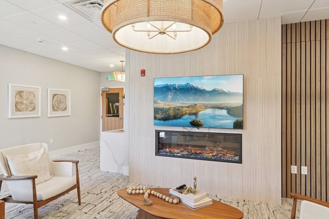 62 Foundry 204, Wakefield, MA 01880