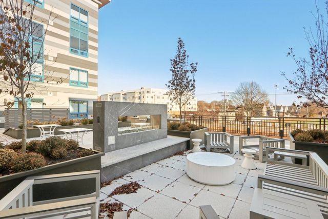 62 Foundry 204, Wakefield, MA 01880