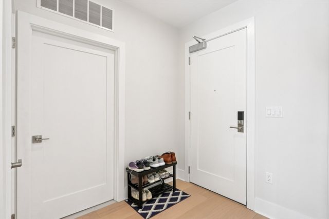 62 Foundry 204, Wakefield, MA 01880