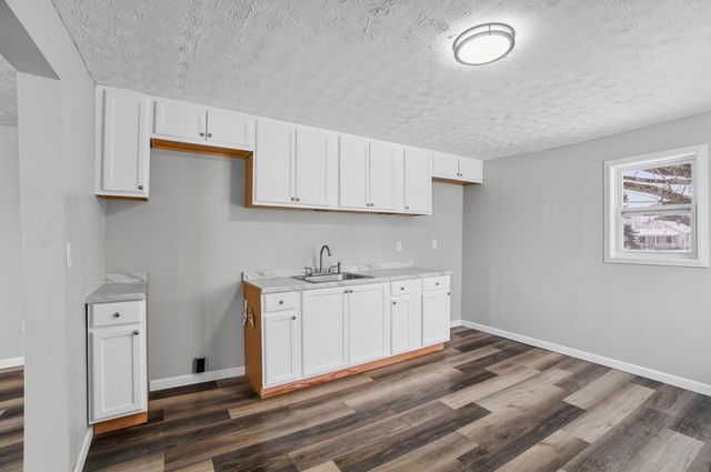 402 Highview Avenue 402 Highview Avenue, Springfield, OH 45505