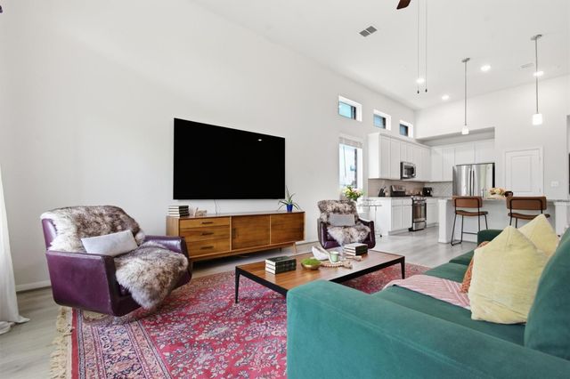 1121 Blue Oak BLVD, San Marcos, TX 78666