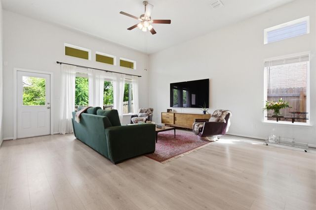 1121 Blue Oak BLVD, San Marcos, TX 78666