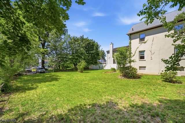 114 Franklin Pl, Roselle Park Boro, NJ 07204