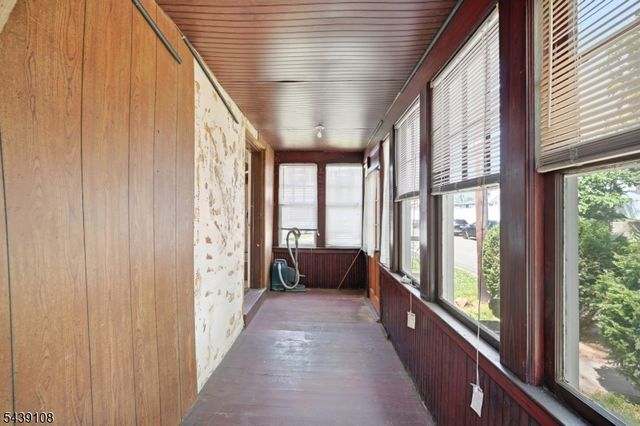 114 Franklin Pl, Roselle Park Boro, NJ 07204