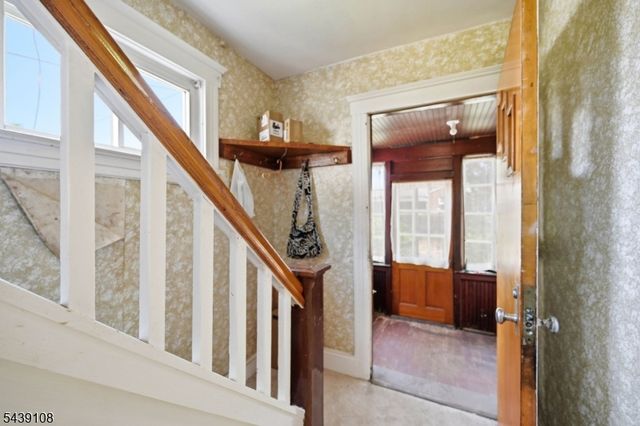 114 Franklin Pl, Roselle Park Boro, NJ 07204