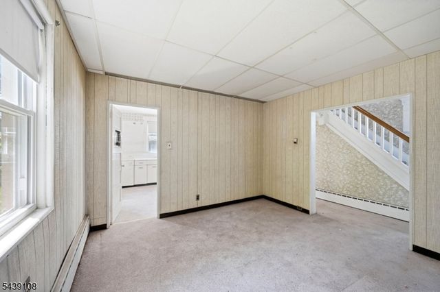 114 Franklin Pl, Roselle Park Boro, NJ 07204